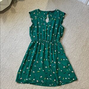 41 Hawthorn Green Floral Dress